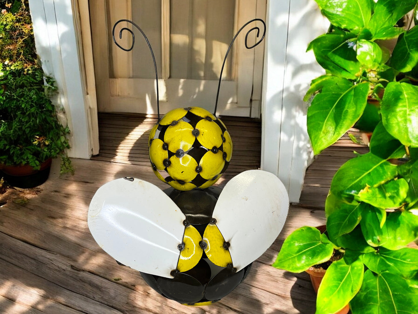 Sitting Bee with Honey Jar Plant Stand