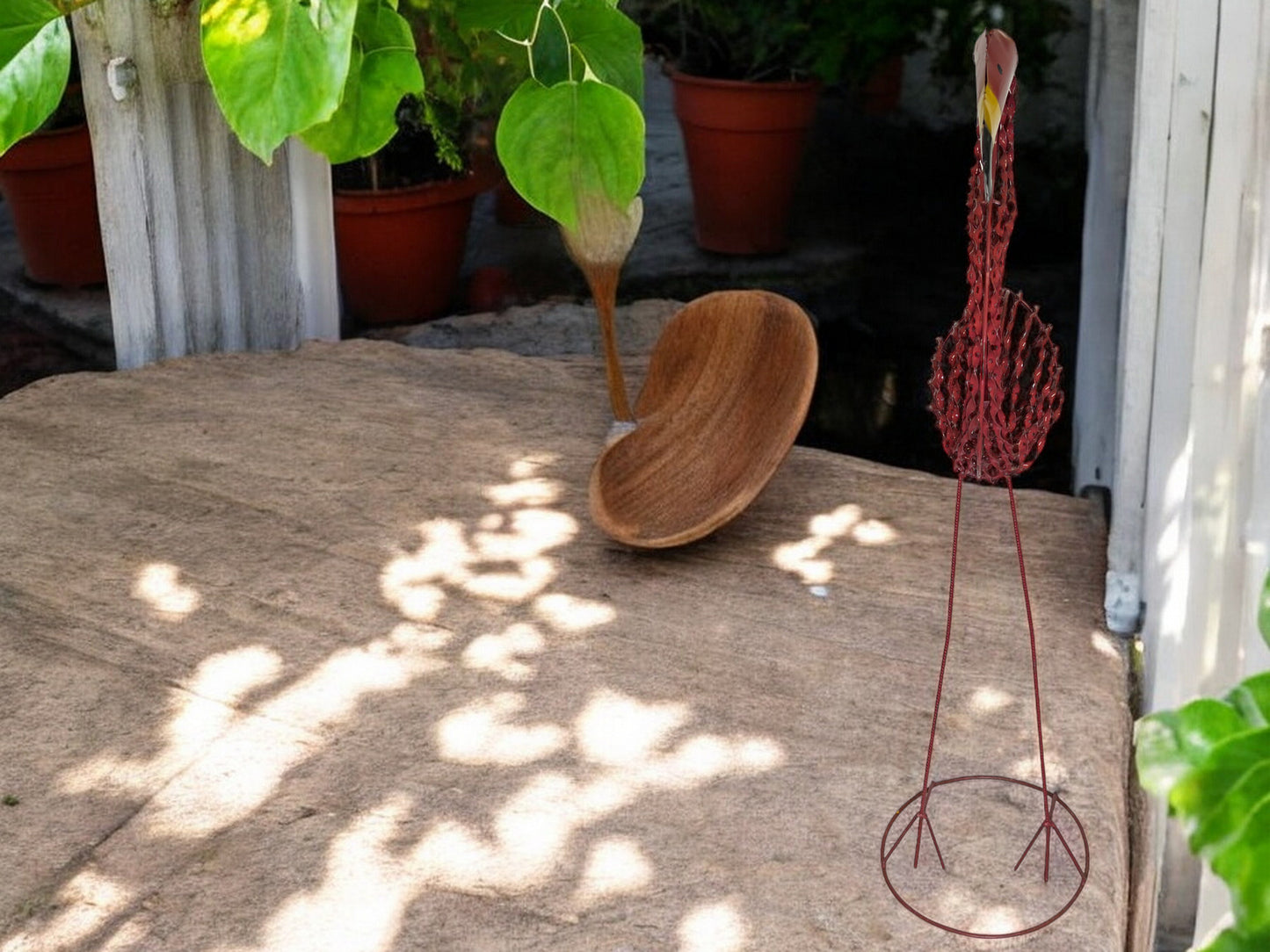 Twisted Metal Pink Flamingo Garden Sculpture