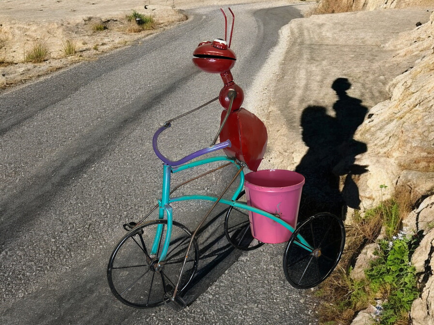 Metal Ant Riding Tricycle Plant Stand