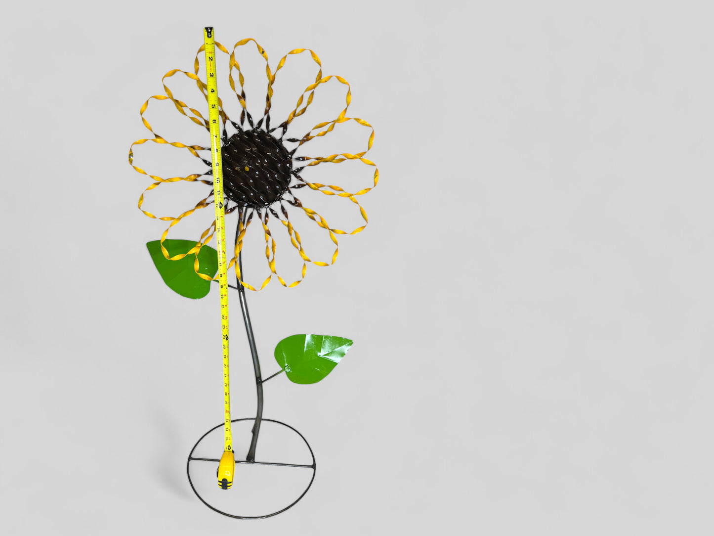 Twisted Metal Sunflower Garden Sculpture