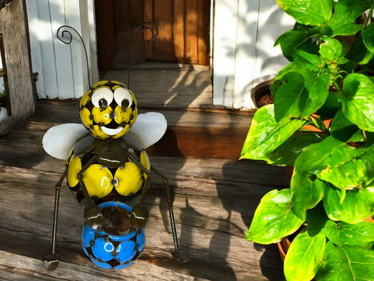 Sitting Bee with Honey Jar Plant Stand