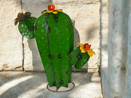 Cactus with three yellow flowers Garden Sculpture